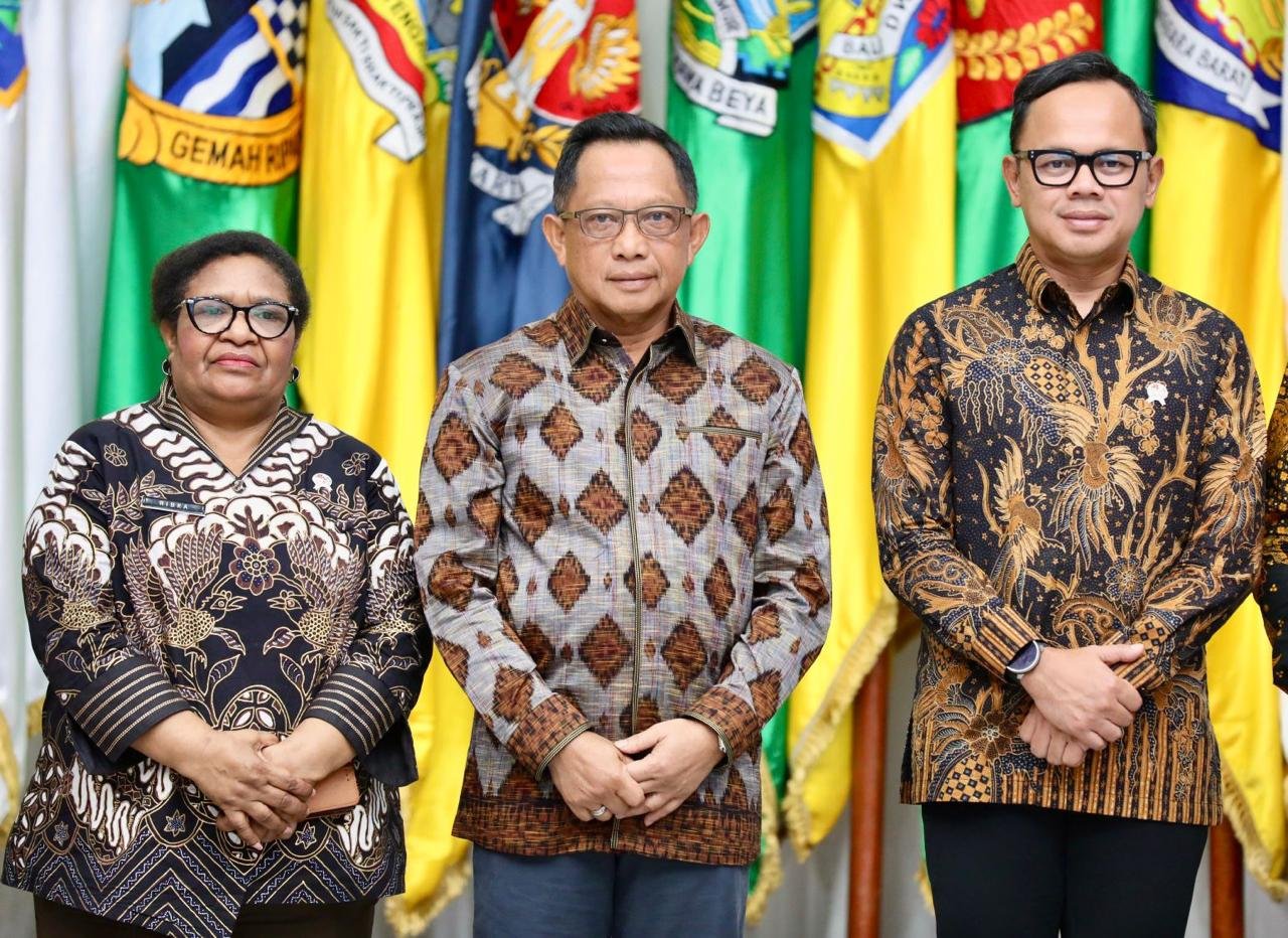 Penyerahan Daftar Isian Pelaksanaan Anggaran (DIPA) Lingkup Kementerian Dalam Negeri dan BNPP T.A. 2025