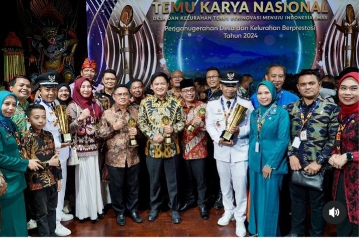 Menghadiri Pembukaan Temu Karya Nassional bertajuk ‘Desa dan Kelurahan Teru Berinovasi Menuju Indonesia Emas’ di Kota Denpasar, Bali