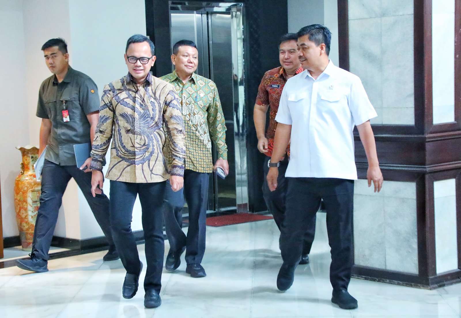 Menghadiri Rapat Persiapan Pelantikan Kepala Daerah dan Wakil Kepala Daerah Hasil Pilkada Serentak Tahun 2024
