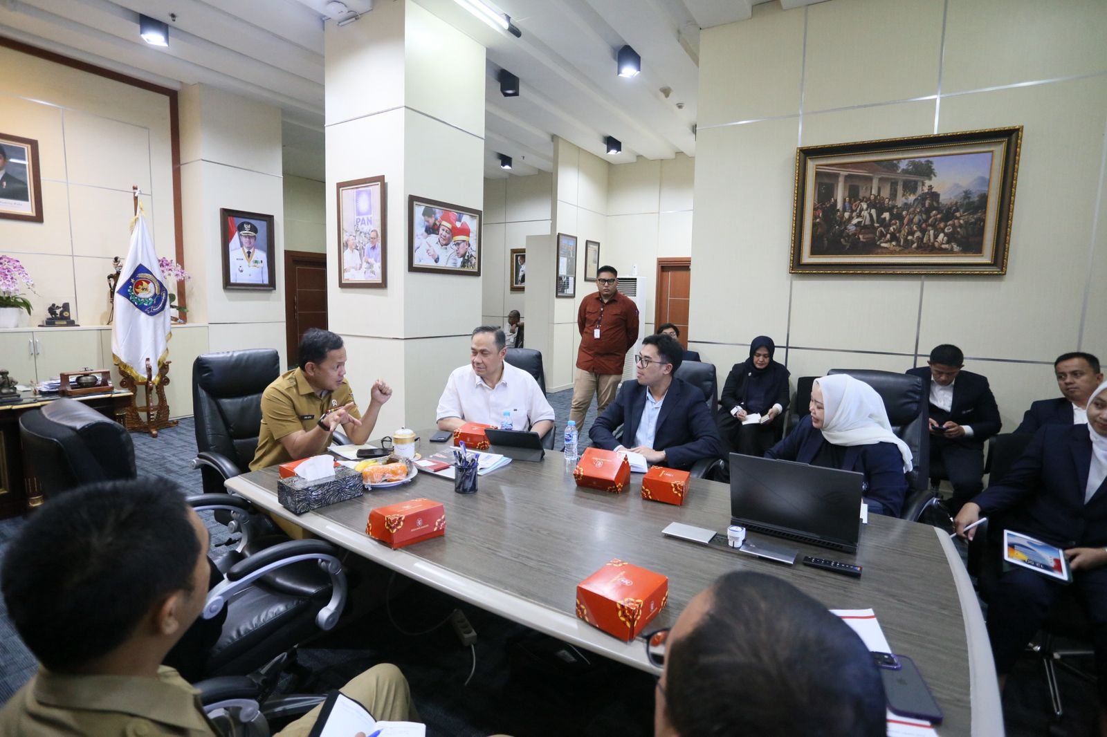 Wakil Menteri Dalam Negeri Menerima Audiensi Bapak Ary Ginanjar