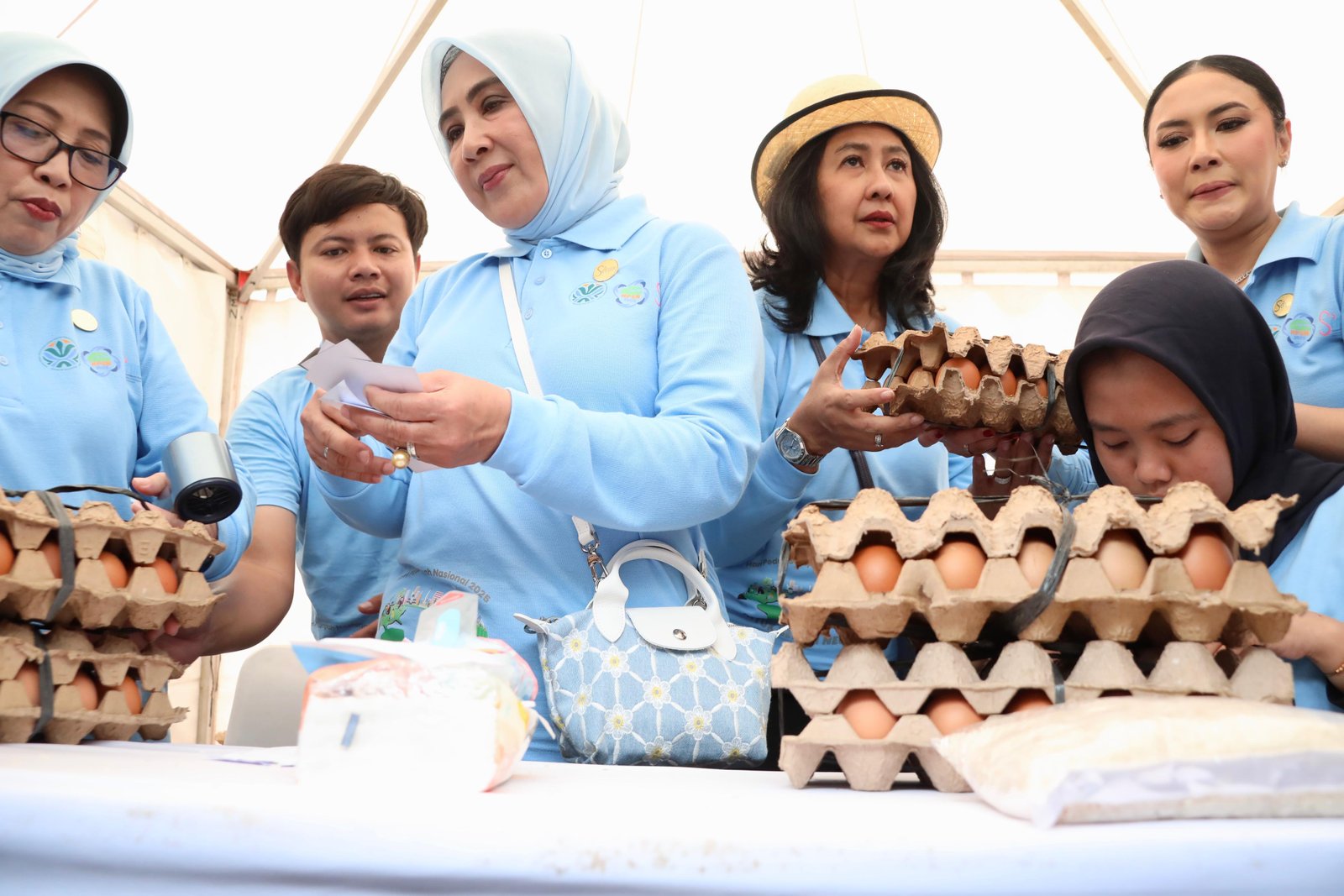 Ketua Umum SERUNI Menghadiri Acara Peringatan Hari Peduli Sampah Nasional di Alun-Alun Teluknaga dan SMPN 1 Teluknaga, Kabupaten Tangerang