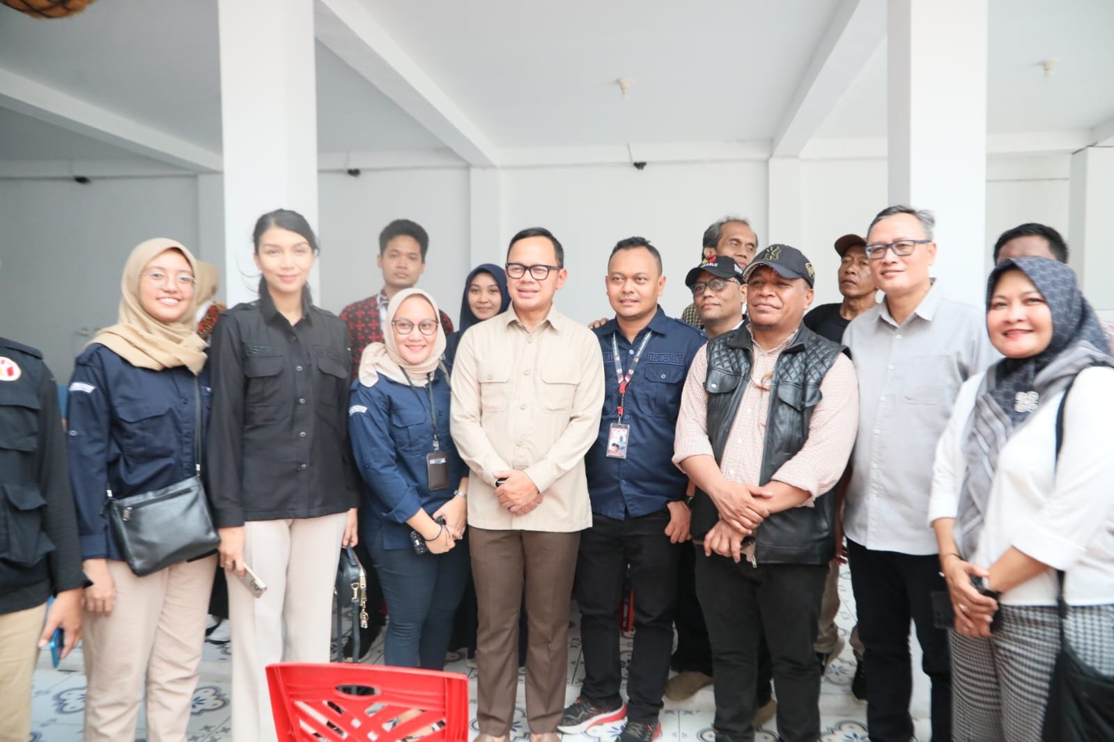 Meninjau TPS 6 & 7 (Fasilitas Paling Lengkap dan Pemilih Disabilitas Terbanyak)