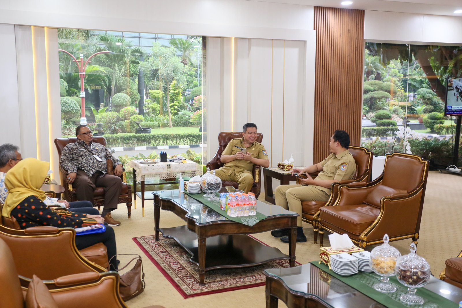 Menerima Audiensi Sekda Kabupaten Banyumas di RK Sekjen Gd. A Lt. 1