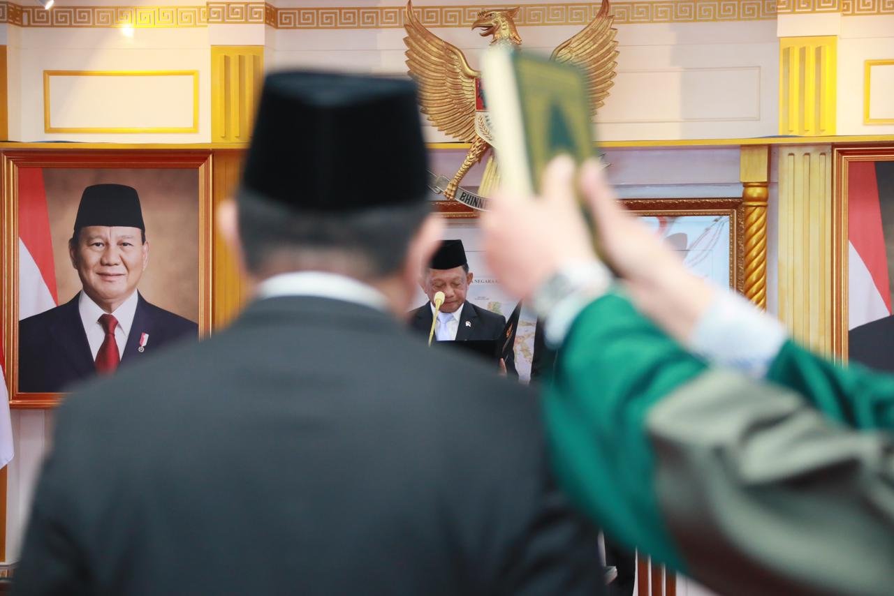 Menteri Dalam Negeri Melantik Pejabat Pimpinan Tinggi Madya di Lingkungan Kementerian Dalam Negeri dan BNPP di Ruang Sidang Utama, Kantor Kementerian Dalam Negeri