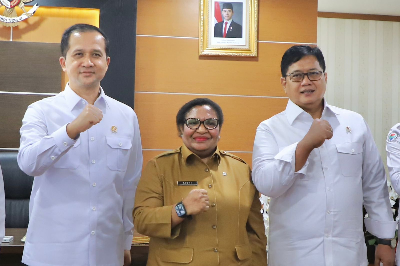 Audiensi dengan Menteri dan Wakil Menteri Kementerian Transmigrasi