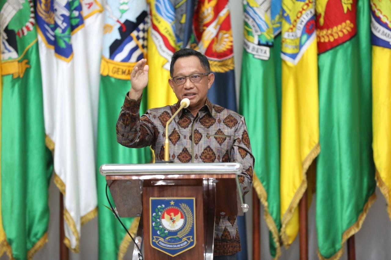 Penyerahan Daftar Isian Pelaksanaan Anggaran (DIPA) Lingkup Kementerian Dalam Negeri dan BNPP T.A. 2025