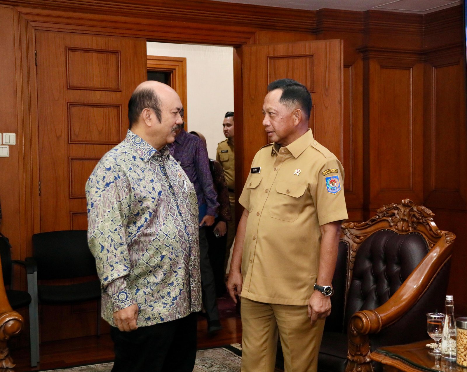 Menteri Dalam Negeri Menerima Menteri PPN/Bappenas Bapak Rachmat Pambudy Bertempat di Ruang Kerja Mendagri, Gedung A Lantai 2