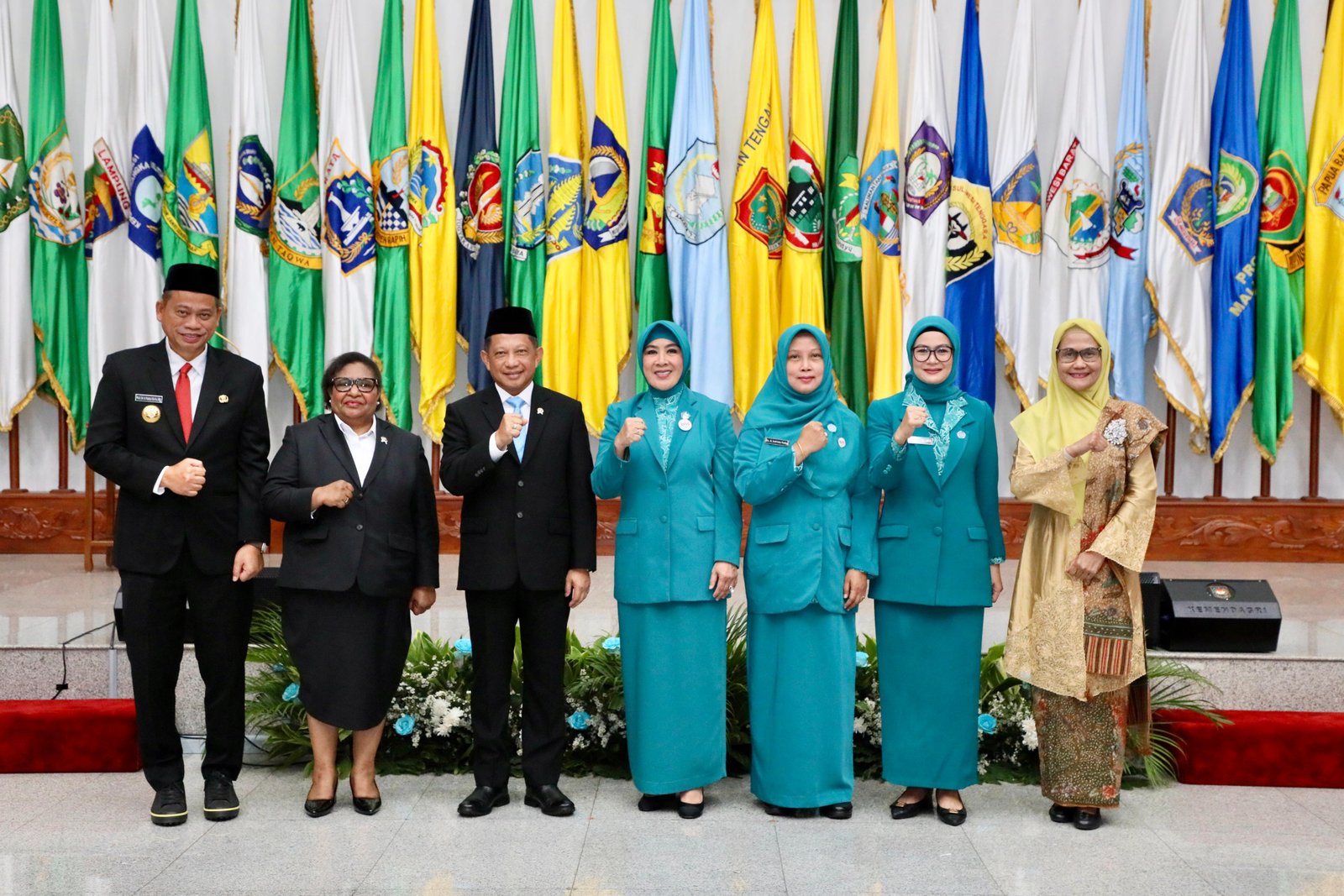 Menghadiri Pelantikan Penjabat Ketua Tim Penggerak PKK dan Ketua Pembina  Posyandu Provinsi Sulawesi Selatan