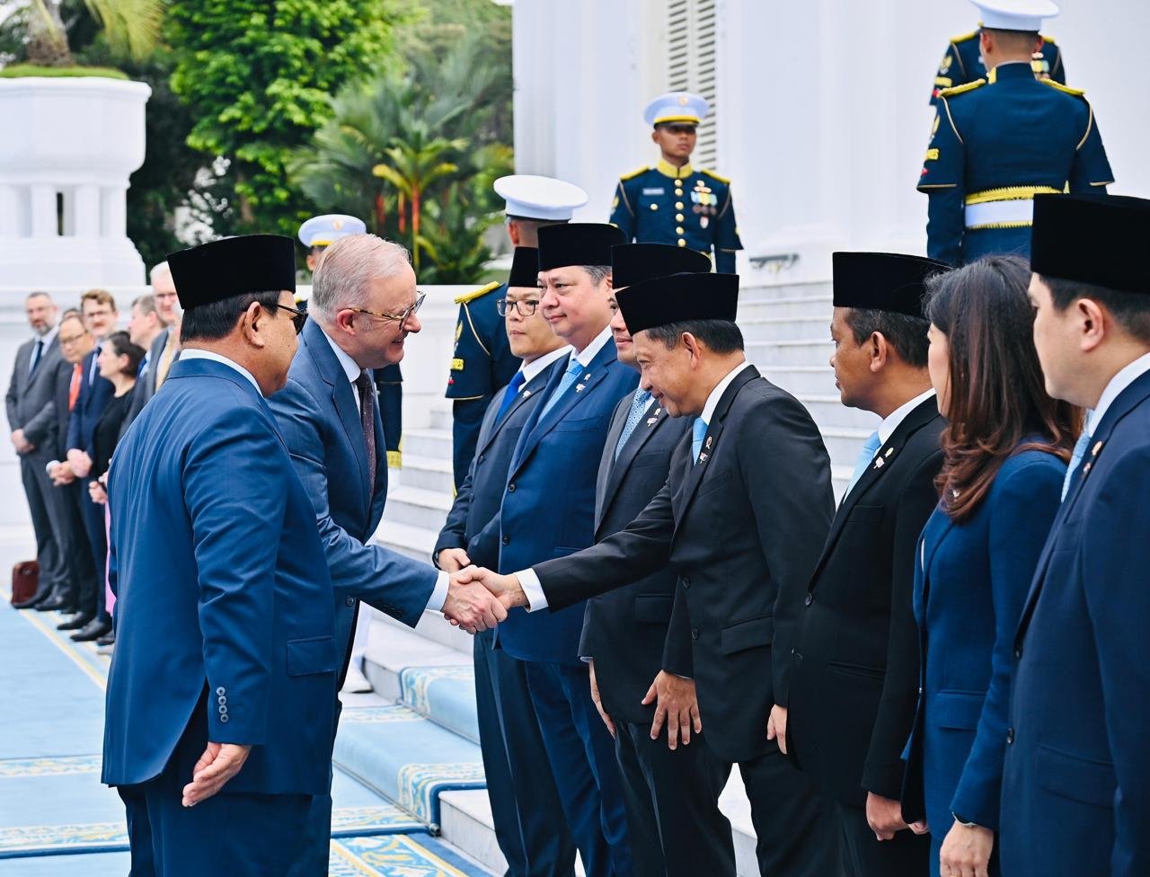 Mendampingi Presiden Republik Indonesia Menerima Kunjungan Perdana Menteri Australia